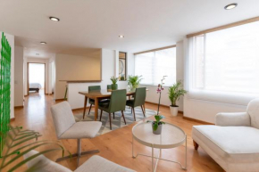Parque 93, Suite 402 ,Chic Arty Retreat for 4